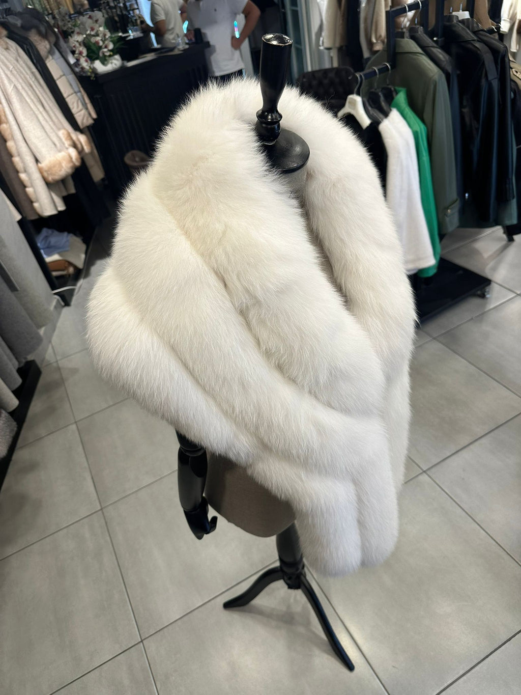 Women Fox Fur Shawl - Women's Fox Fur Cape - Women's Winter Scarf - For Special Occasion - White Fox Fur Shawl