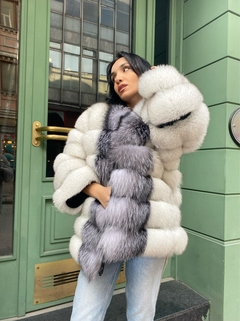 Transformer Women Natural  Fox Fur Jacket Short ( Gray And White )