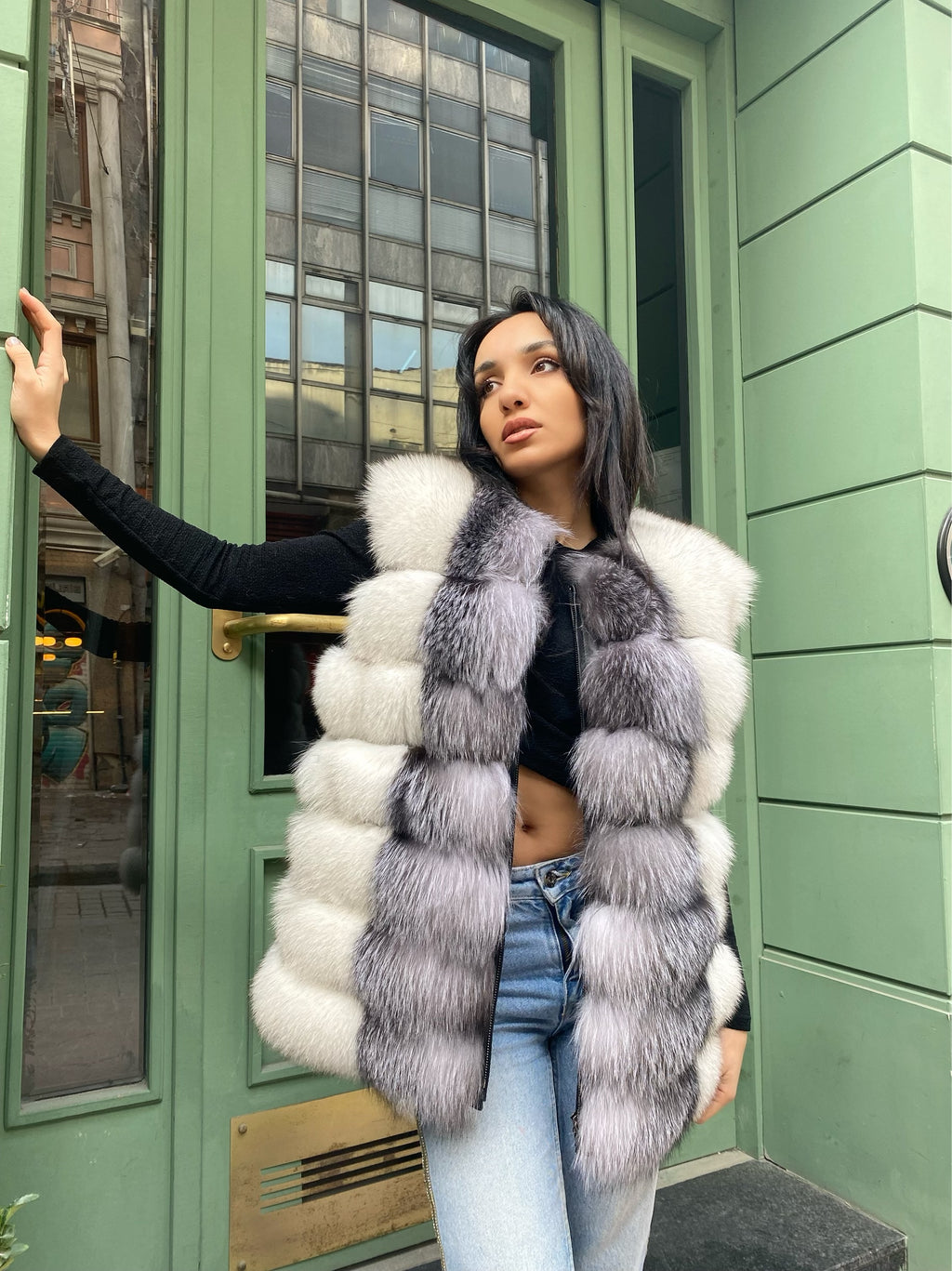 Transformer Women Natural  Fox Fur Jacket Short ( Gray And White )