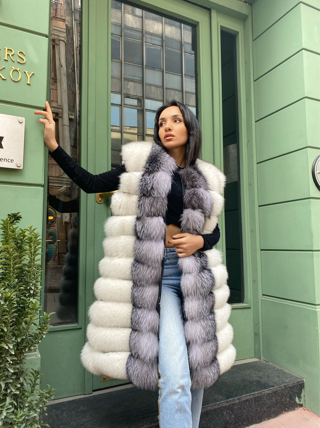 Transformer Women Natural  Fox Fur Jacket Short ( Gray And White )