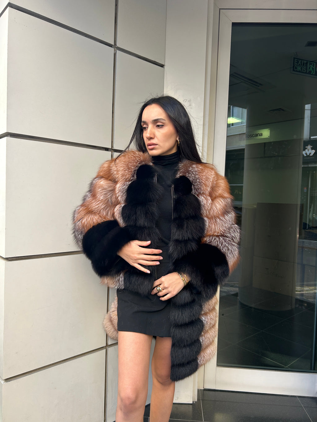 Transformer Women Fox Fur Jacket Short ( Natural Frost And Black )