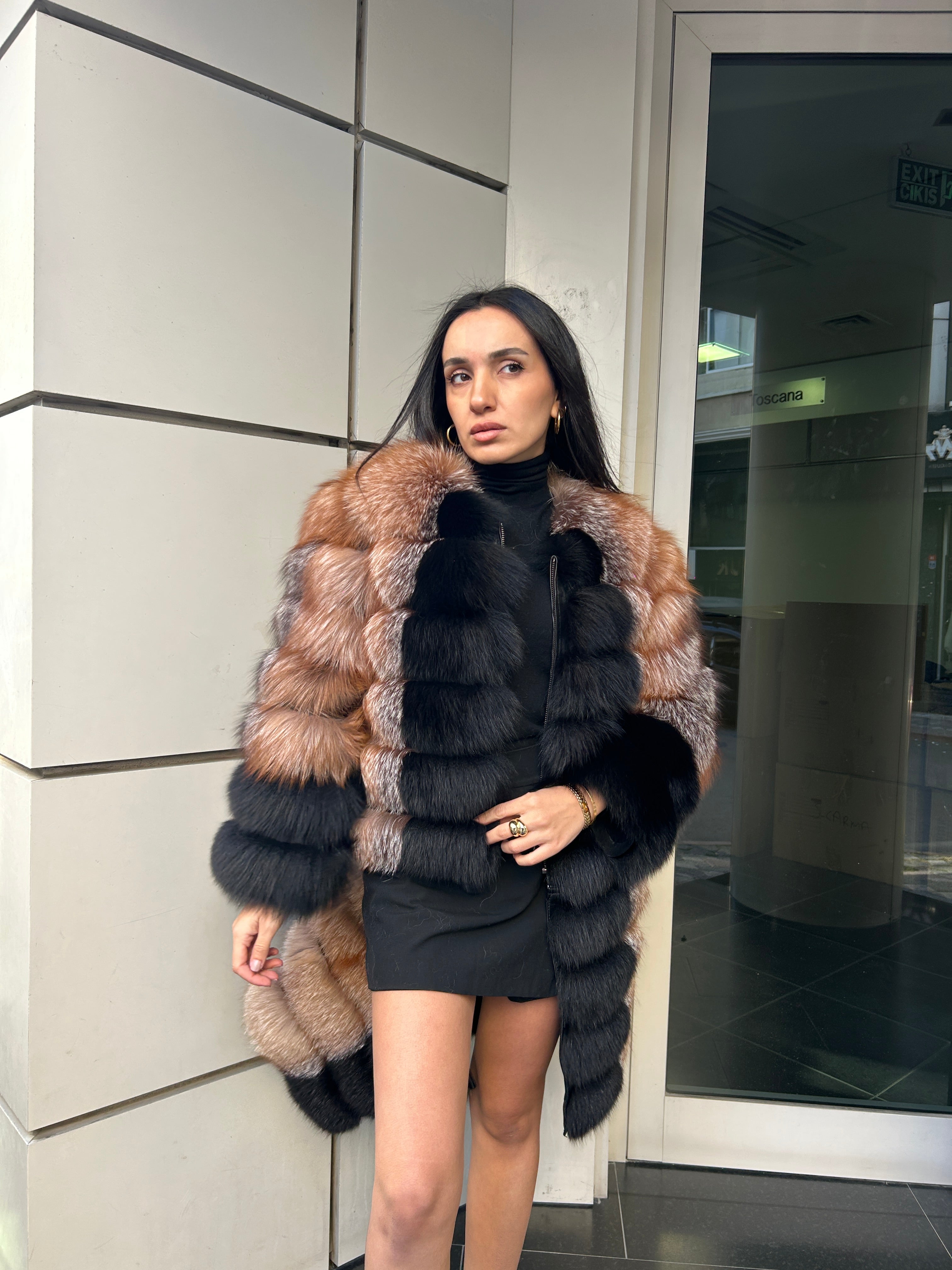 Transformer Women Fox Fur Jacket Short ( Natural Frost And Black )