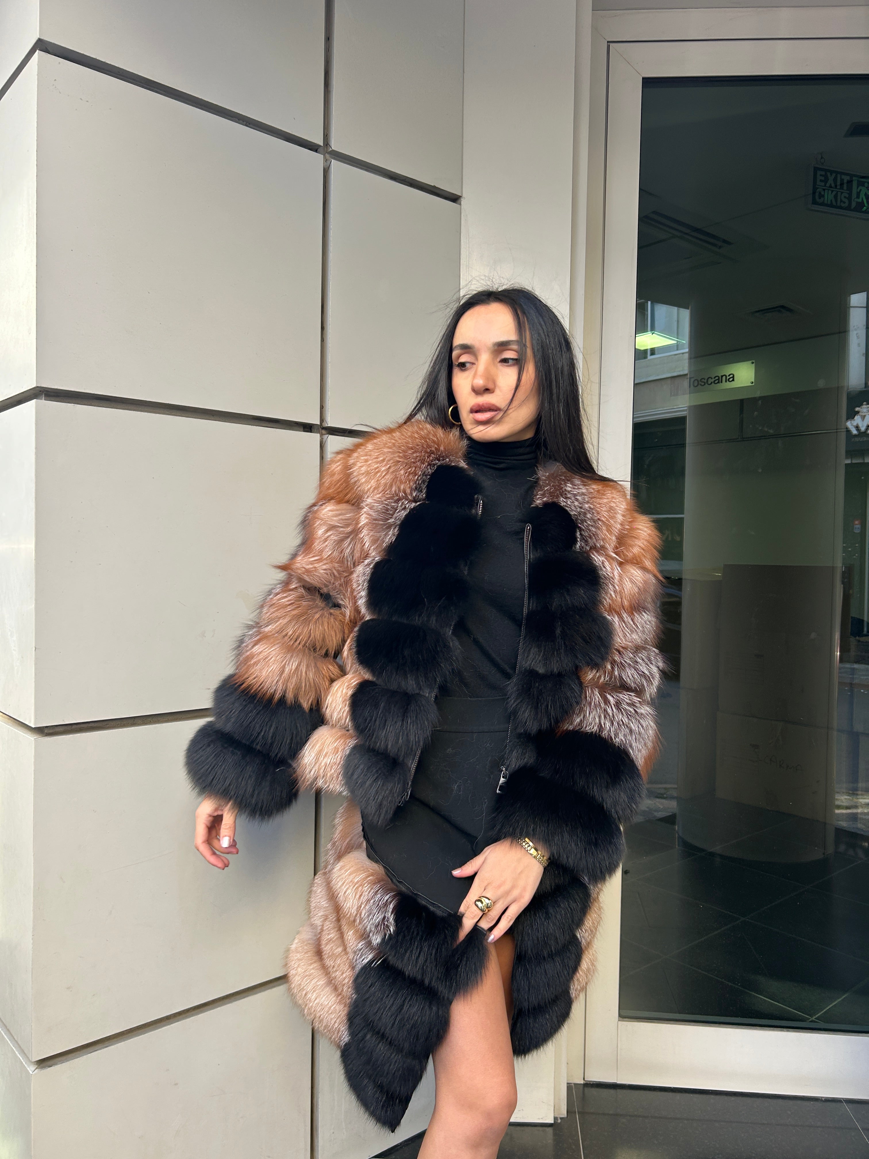 Transformer Women Fox Fur Jacket Short ( Natural Frost And Black )